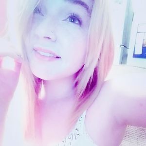 Meet your Posher, Katlyn